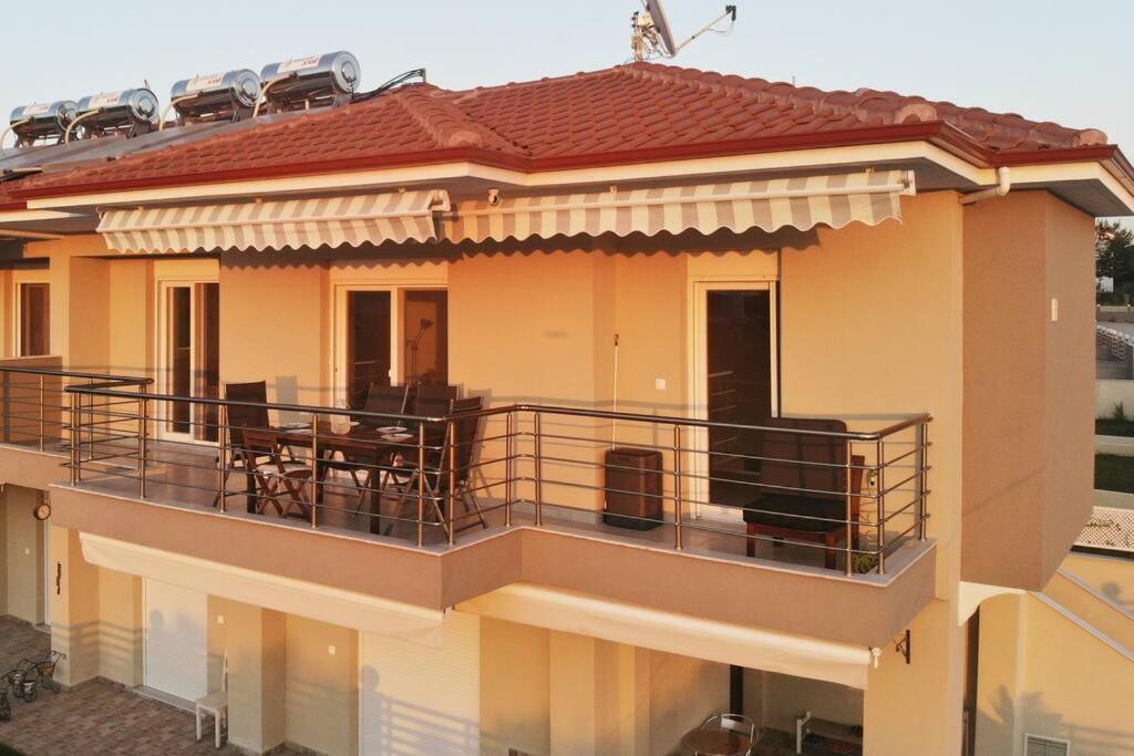 Orange Apartment Нікіті Екстер'єр фото